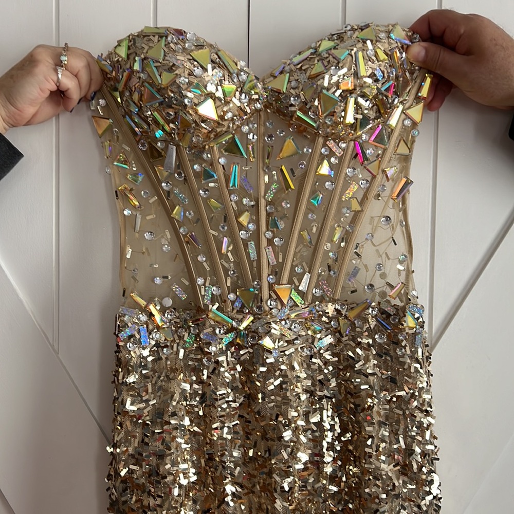 Prom Dress - Picture 2 of 7